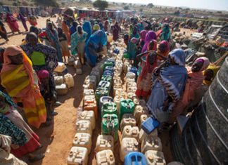 تحقيق استقصائي يكشف عن خفايا أزمة المياه بالبلاد تحقيق استقصائي يكشف عن خفايا أزمة المياه بالبلاد