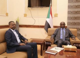 عضو السيادي يوسف جاد كريم يلتقي وزير التنمية العمرانية عضو السيادي يوسف جاد كريم يلتقي وزير التنمية العمرانية