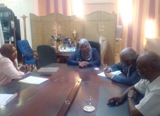 التوقيع على عقد لإنشاء مزارع نسوية في مواجهة التغيرات المناخية التوقيع على عقد لإنشاء مزارع نسوية في مواجهة التغيرات المناخية