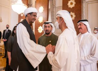 دقلو يقدم واجب العزاء في وفاة الشيخ خليفة بن زايد دقلو يقدم واجب العزاء في وفاة الشيخ خليفة بن زايد