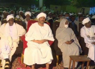 د.سلمي: أدعو لأن تكون المحبة شعار أهل السودان د.سلمي: أدعو لأن تكون المحبة شعار أهل السودان