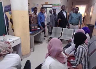 الأمين العام لحكومة شمال دارفور بالانابة يتفقد اقسام الطواري والمستشفيات الأمين العام لحكومة شمال دارفور بالانابة يتفقد اقسام الطواري والمستشفيات