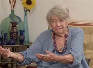 السفارة البريطانية بالخرطوم تتقدم بالتعازي لأسرة الراحلة جريزلدا السفارة البريطانية بالخرطوم تتقدم بالتعازي لأسرة الراحلة جريزلدا