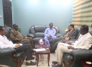 مدير التامين الصحي يلتقي بوالي شمال كردفان مدير التامين الصحي يلتقي بوالي شمال كردفان