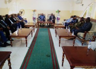 المراجع القومي يستهل زيارته للجزيرة بلقاء الوالي المراجع القومي يستهل زيارته للجزيرة بلقاء الوالي