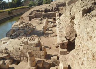 اكتشاف 85 مقبرة من العصر البطلمي في مصر اكتشاف 85 مقبرة من العصر البطلمي في مصر