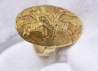 مؤسسة نوبل تعيد إلى اليونان خاتماً سُرق خلال الحرب العالمية الثانية مؤسسة نوبل تعيد إلى اليونان خاتماً سُرق خلال الحرب العالمية الثانية