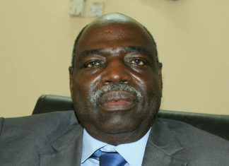 البنى التحتية بغرب دارفور تقف على عمليات الصيانة بمحطة كهرباء الجنينة البنى التحتية بغرب دارفور تقف على عمليات الصيانةبمحطة كهرباء الجنينة