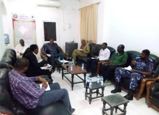 والي الشمالية المكلف يلتقي بوفد شركات الامتياز والي الشمالية المكلف يلتقي بوفد شركات الامتياز