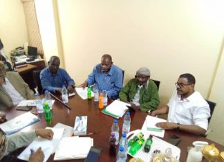 الطرق والجسور وشريان الشمال يناقشان المراحل الأخيرة لطريق الضعين أبوكارنكا الطرق والجسور وشريان الشمال يناقشان المراحل الأخيرة لطريق الضعين أبوكارنكا