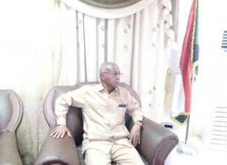 والي الشمالية يتفقد العمل في تأهيل وصيانة مطار دنقلا الدولي والي الشمالية يتفقد العمل في تأهيل وصيانة مطار دنقلا الدولي