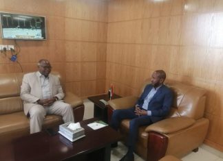 وزير الشؤون الدينية والأوقاف يطلع على الأوضاع بولاية جنوب دارفور وزير الشؤون الدينية والأوقاف يطلع على الأوضاع بولاية جنوب دارفور