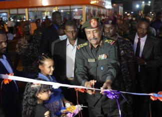 البرهان : القوات المسلحة ستقوم بواجباتها تجاه الشعب السوداني البرهان : القوات المسلحة ستقوم بواجباتها تجاه الشعب السوداني