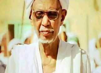 والي القضارف يؤدي واجب العزاء في خليفة الصادقاب والي القضارف يؤدى واجب العزاء فى خليفة الصادقاب