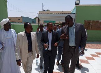 وزير الصحة الاتحادي يتفقد عدداً من المرافق الصحية بدنقلا وزير الصحة الاتحادي يتفقد عدداً من المرافق الصحية بدنقلا