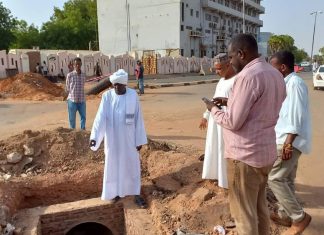 والي الخرطوم يقف على سير تاهيل مصارف الامطار بالولاية والي الخرطوم يقف على سير تاهيل مصارف الامطار بالولاية