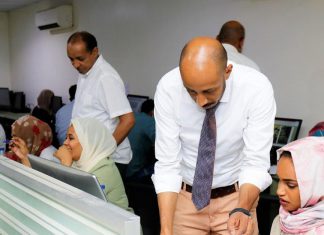 تدشين التجرية الإلكترونية الأولى لإمتحان جراحة المخ والأعصاب تدشين التجرية الإلكترونية الأولى لإمتحان جراحة المخ والأعصاب