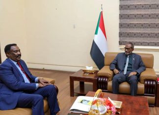 د. عبد الباقي يطلع على التحديات التي تواجه السودانيين بالخارج د. عبد الباقي يطلع على التحديات التي تواجه السودانيين بالخارج