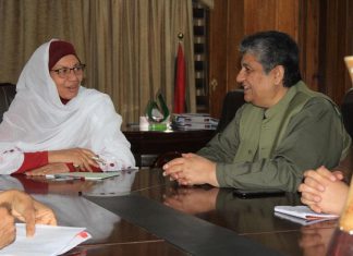 وزيرة الصناعة والسفير الباكستاني يبحثان مجالات التعاون الثنائي المشترك وزيرة الصناعةوالسفير الباكستاني يبحثان مجالات التعاون الثنائي المشترك