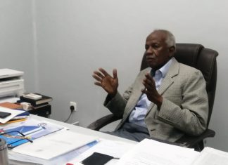 صلاح محمدخير :وجود اجانب بسوق القطن يضعف حصيلة الصادر صلاح محمدخير :وجود اجانب بسوق القطن يضعف حصيلة الصادر