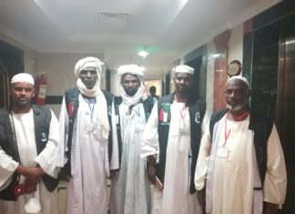 حجآج غرب دارفور يدعون لنبذ القبلية والاحتراب حجآج غرب دارفور يدعون لنبذ القبلية والاحتراب