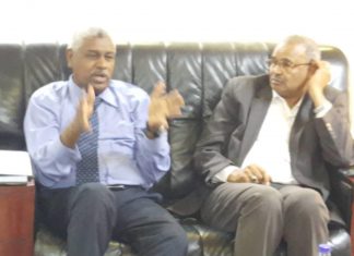 جهاز المغتربين والتأمين الصحي يناقشان تقديم الخدمة للمهاجرين السودانيين جهاز المغتربين والتأمين الصحي يناقشان تقديم الخدمة للمهاجرين السودانيين