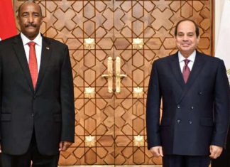 مصر تتهم “جهات مناوئة وأقلاما مأجورة” بمحاولة ضرب العلاقات الشعبية مع السودان مصر تتهم "جهات مناوئة وأقلاما مأجورة" بمحاولة ضرب العلاقات الشعبية مع السودان