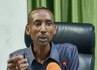 كرشوم يشيد بزيارة دقلو لغرب دارفور ويصفها بالناجحة كرشوم يشيد بزيارة دقلو لغرب دارفور ويصفها بالناجحة