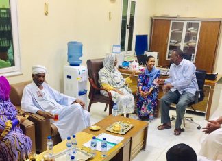 صحة الخرطوم تناقش الوضع الصحي الراهن وتقف علي أنشطة البيئة بالمحليات صحةالخرطوم تناقش الوضع الصحى الراهن وتقف علي أنشطة البيئة بالمحليات