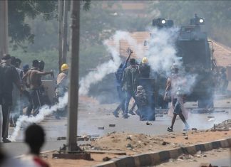 اشتباكات في بريّ وإطلاق الغاز المسيل للدموع اشتباكات في بريّ وإطلاق الغاز المسيل للدموع