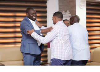 أردول يحث العاملين بالموارد المعدنية ببذل الجهود لدعم الاقتصاد أردول يحث العاملين بالموارد المعدنية ببذل الجهود لدعم الاقتصاد