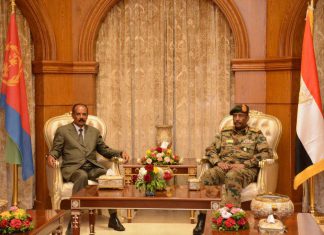 الرئيس الأريتري يكشف معلومات عن مخططات أجنبية لتدمير السودان الرئيس الأريتري يكشف معلومات عن مخططات أجنبية لتدمير السودان ويعلن عن تحركات