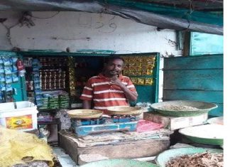 الدمازين: استقرار ملحوظ بالسوق الكبير وعودة الحياة لطبيعتها الدمازين: استقرار ملحوظ بالسوق الكبير وعودة الحياة لطبيعتها