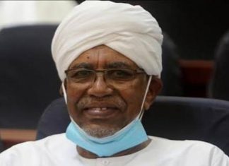 سبدرات: البشير يمكث بمستشفى علياء منذ شهور عديدة سبدرات: البشير يمكث بمستشفى علياء منذ شهور عديدة