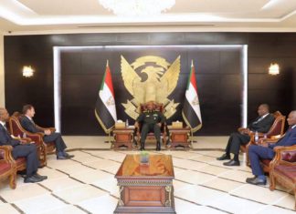 بعد لقاء البرهان..”دوول” يعرب عن قلقه بعد لقاء البرهان..”دوول” يعرب عن قلقه