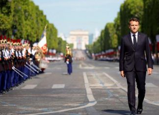 استراتيجية عسكرية فرنسية غامضة في أفريقيا استراتيجية عسكرية فرنسية غامضة في أفريقيا