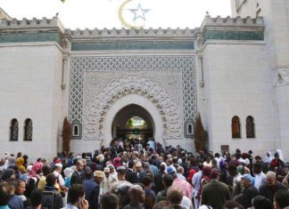 رئيس مؤسسة إسلام فرنسا يدعو لوقف استيراد صراعات الانظمة رئيس مؤسسة إسلام فرنسا يدعو لوقف استيراد صراعات الانظمة