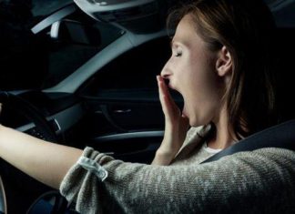 أسباب الشعور بالتعب بعد الأكل أسباب الشعور بالتعب بعد الأكل