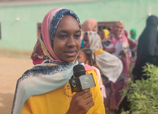 والي الشمالية يشهد احتفال القرير بالطالبة رؤى احمد فضل والي الشمالية يشهد احتفال القرير بالطالبة رؤى احمد فضل