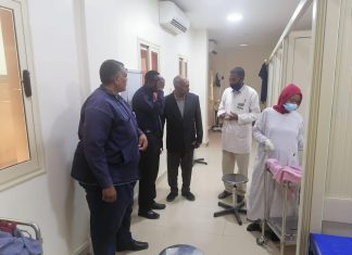 مدير عام وزارة والصحة بالشمالية يتفقد سير العمل بمستشفى دنقلا مديرعام وزارةو الصحة بالشماليةيتفقد سير العمل بمستشفى دنقلا