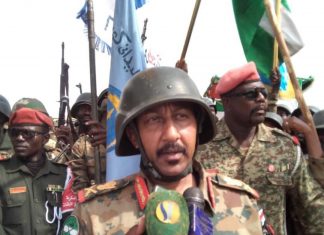 قائدالفرقة 18مشاة بكوستي يؤكد قومية القوات المسلحة قائدالفرقة 18مشاة بكوستي يؤكد قومية القوات المسلحة