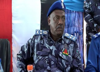 وزير الداخلية السوداني يطلق تصريحات عن تطبيق القانون دون محاباة لأي جهة وزير الداخلية السوداني يطلق تصريحات عن تطبيق القانون دون محاباة لأي جهة