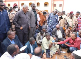 السودان..10 مليون من”الطاهر حجر” إلى متضرّري السيول في عبود وكوقيلا السودان..10 مليون من”الطاهر حجر” إلى متضرّري السيول في عبود وكوقيلا