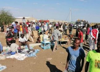 السودان.. لاجئون يقبرون موتاهم داخل المنازل السودان.. لاجئون يقبرون موتاهم داخل المنازل