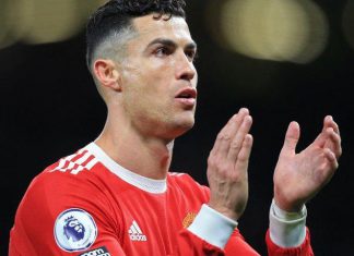 الشرطة توجه تحذيرًا لكريستيانو رونالدو الشرطة توجه تحذيرًا لكريستيانو رونالدو