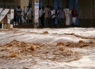 سيول السودان مستمرة.. 80 قتيلاً ومنازل مدمرة وتوقعات بإعلان البلاد منطقة منكوبة سيول السودان مستمرة.. 80 قتيلاً ومنازل مدمرة وتوقعات بإعلان البلاد منطقة منكوبة
