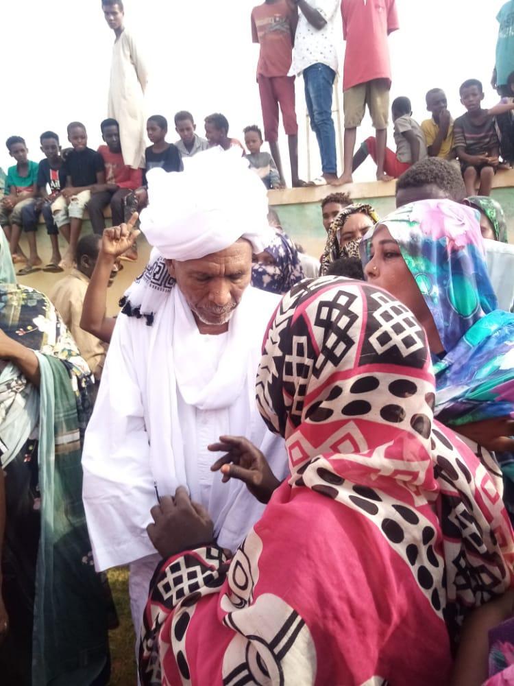 ابوضريرة:أبناء ورجال الأعمال في المناقل يدعمون المتأثرين بالسيول ابوضريرة:أبناء ورجال الأعمال في المناقل يدعمون المتأثرين بالسيول