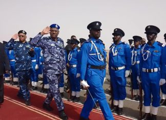 وزير الداخلية المكلف يزور الولاية الشمالية ويقف على المرافق الشرطية وزير الداخلية المكلف يزور الولاية الشمالية ويقف على المرافق الشرطية