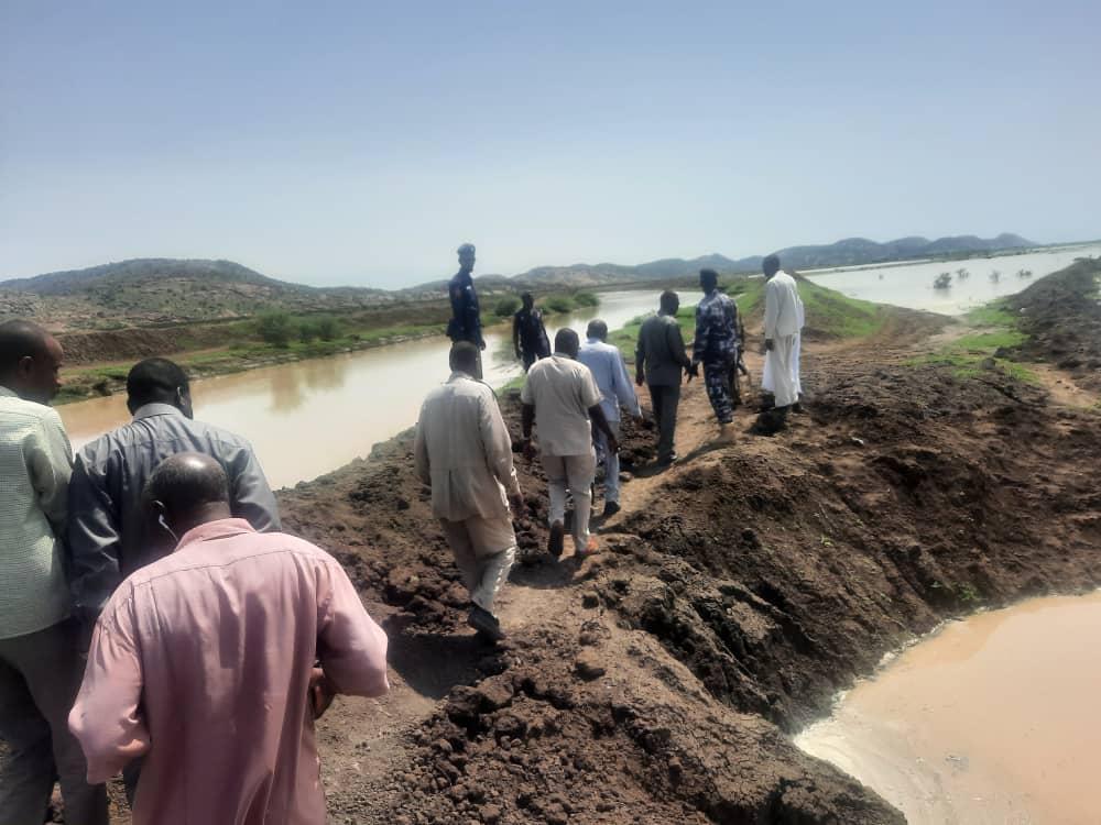 والي القضارف يتفقد محلية الفاو والي القضارف يتفقد محلية الفاو