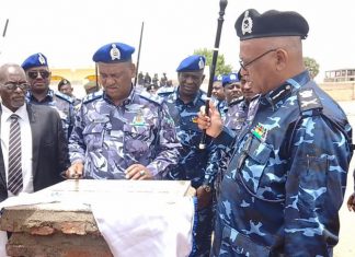 وزير الداخلية يفتتح مستشفى الشرطة الجديد بدنقلا وزير الداخلية يفتتح مستشفى الشرطة الجديد بدنقلا